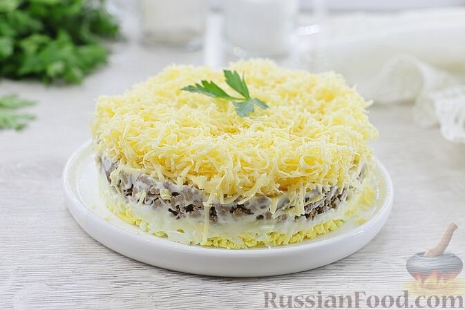 Куриная печень с картофелем и ветчиной