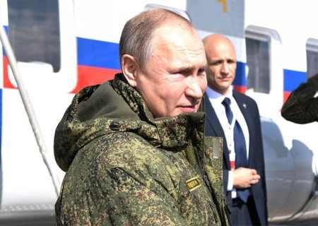    Путин объявил рождественское перемирие