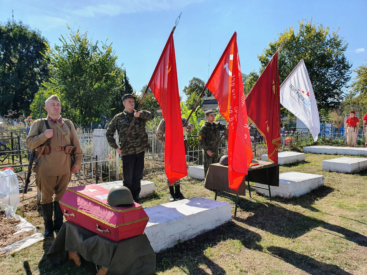 Мемориал на городском кладбище в Спасске