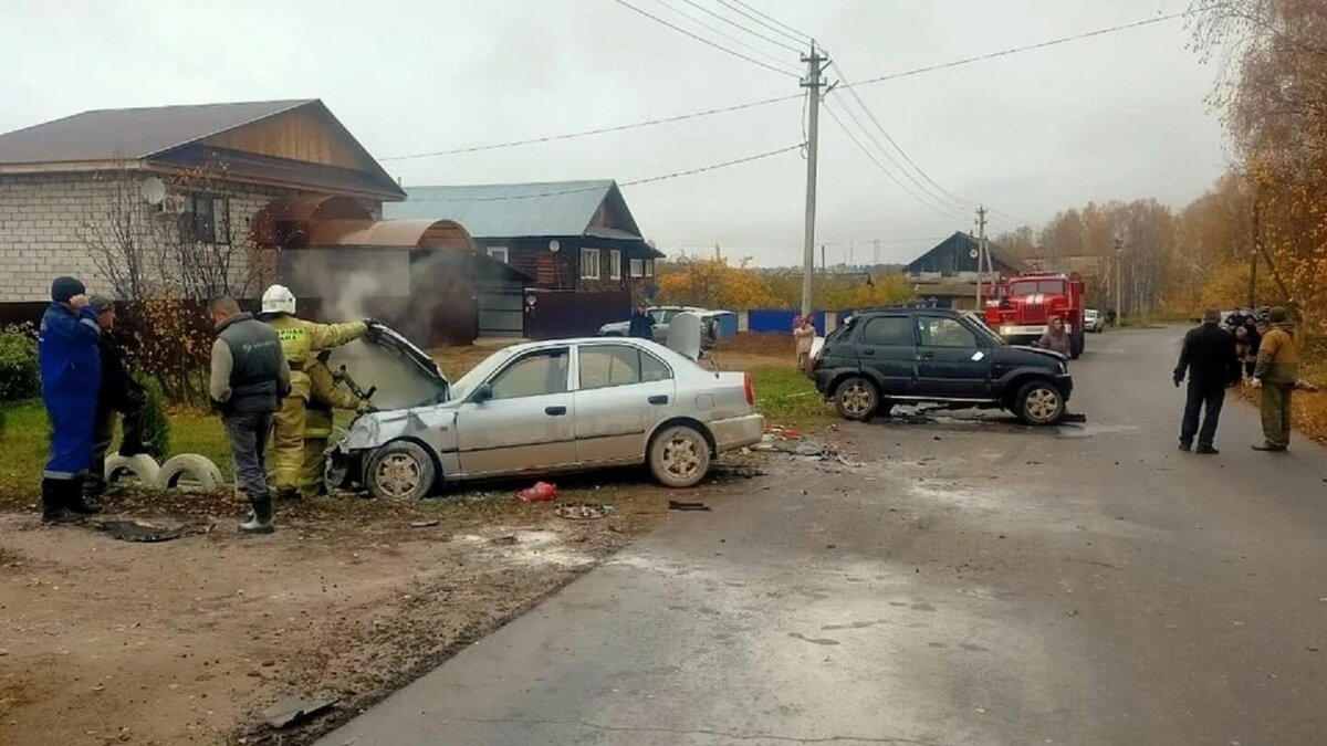     Перед Сюмсинским районным судом предстанет виновник ДТП, по вине которого сразу четыре человека получили тяжкие телесные повреждения. Крупная авария произошла в октябре прошлого года, - сообщили Udm-Info в республиканской прокуратуре.