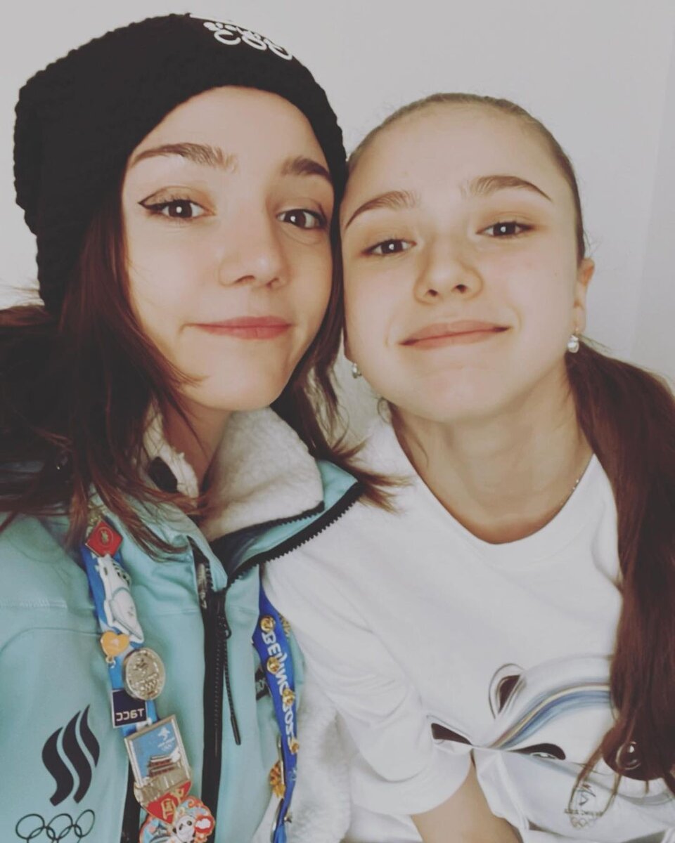 Евгения Медведева и Камила Валиева