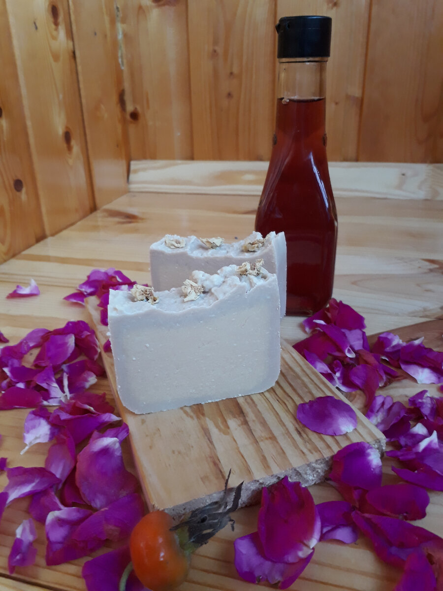 На отваре шиповника.