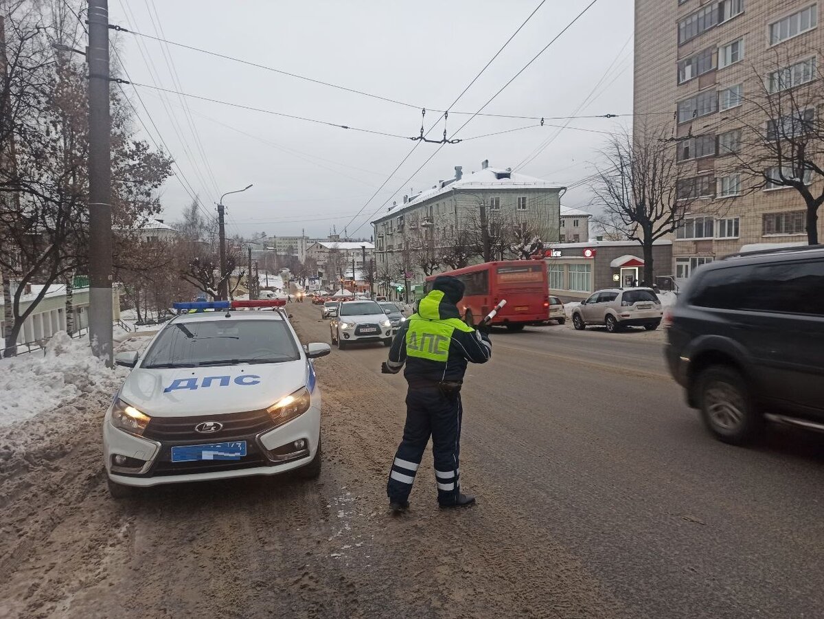 Как грамотно ответить инспектору ГИБДД, если он требует предъявить ему  медицинскую аптечку. | Автоюрист. Всё о ДПС. | Дзен