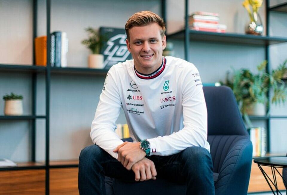    Mercedes AMG F1