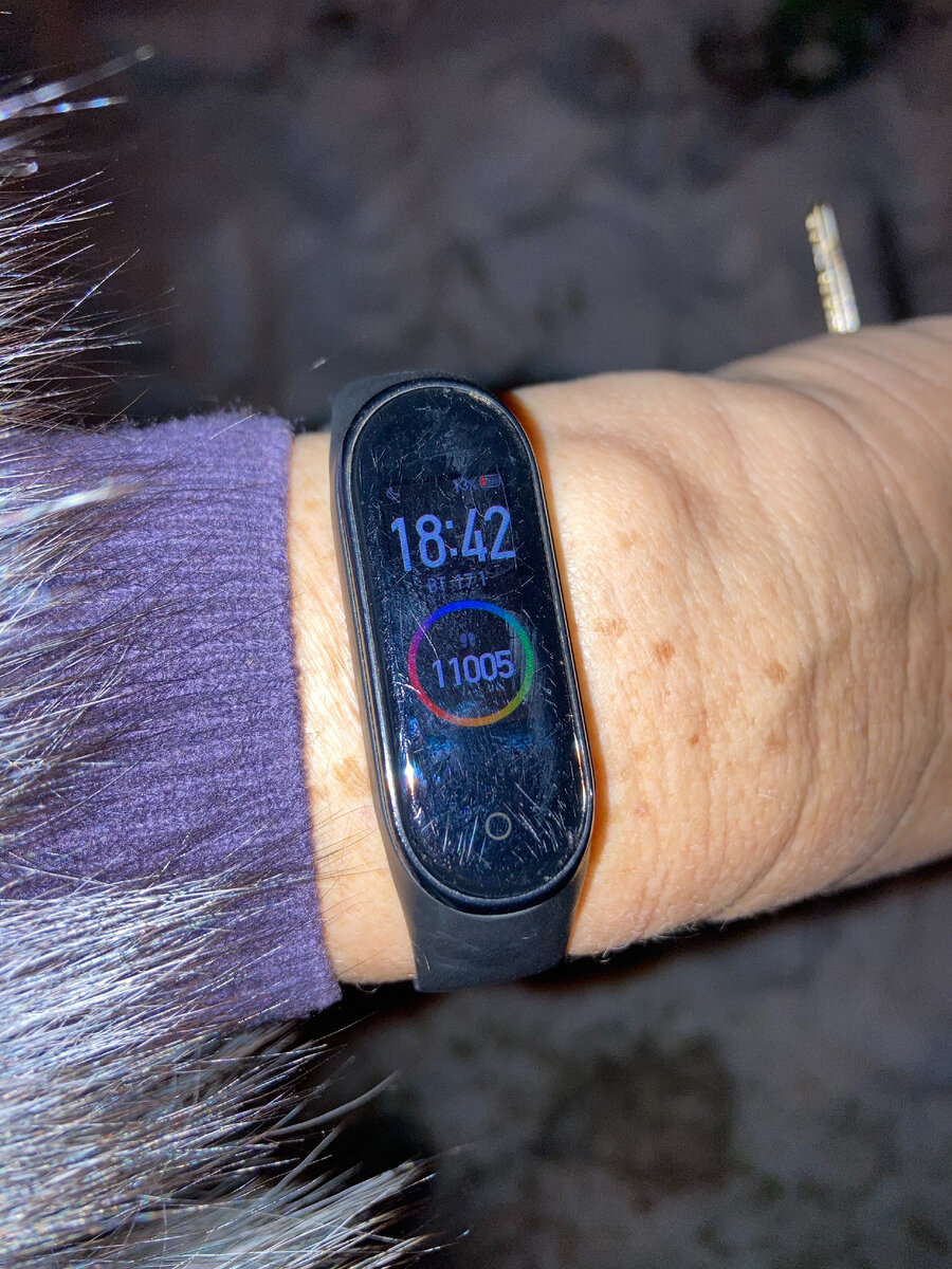 Можно сказать, тютелька в тютельку.