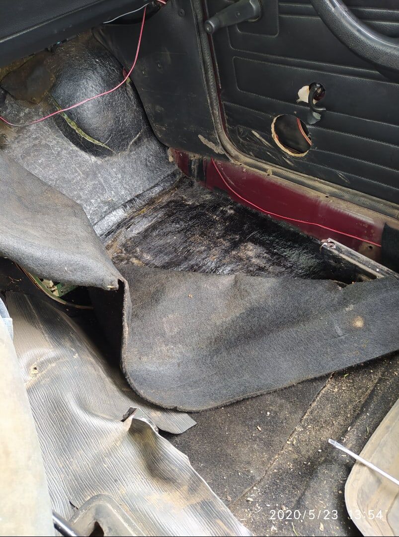 На фото не видно, но воды там достаточно. 