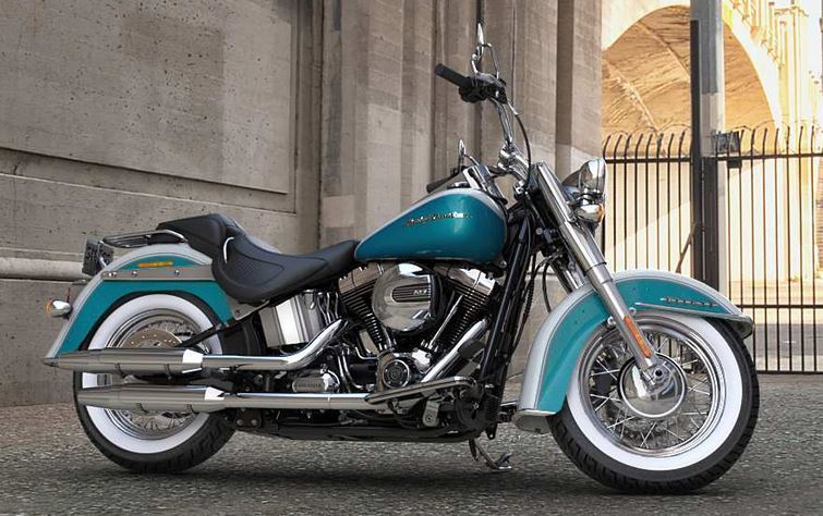Harley Davidson – the Softail Deluxe