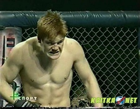 Это молодой Рыжий Тарзан