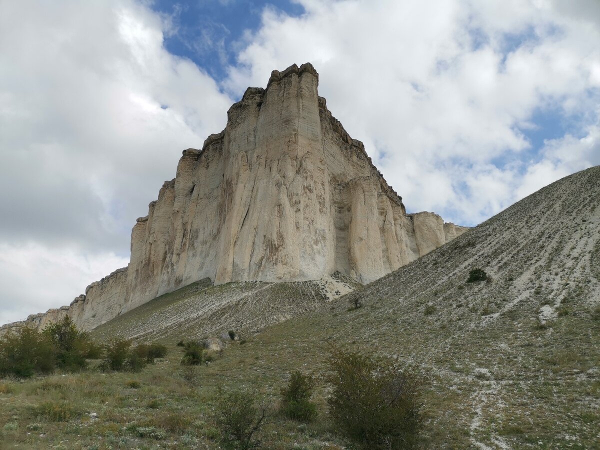 Южный отрог Белой скалы
