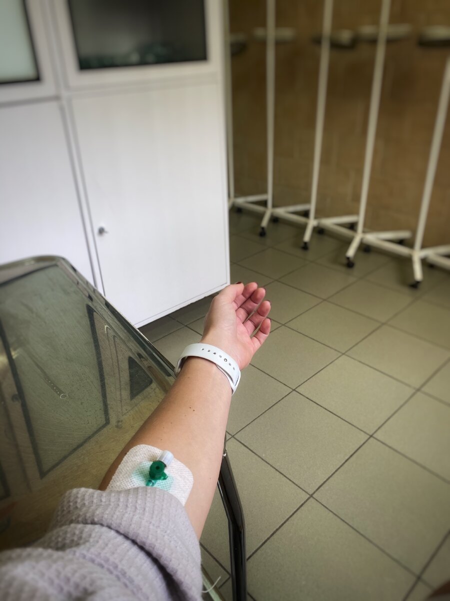 На последней капельнице еле вены нашли