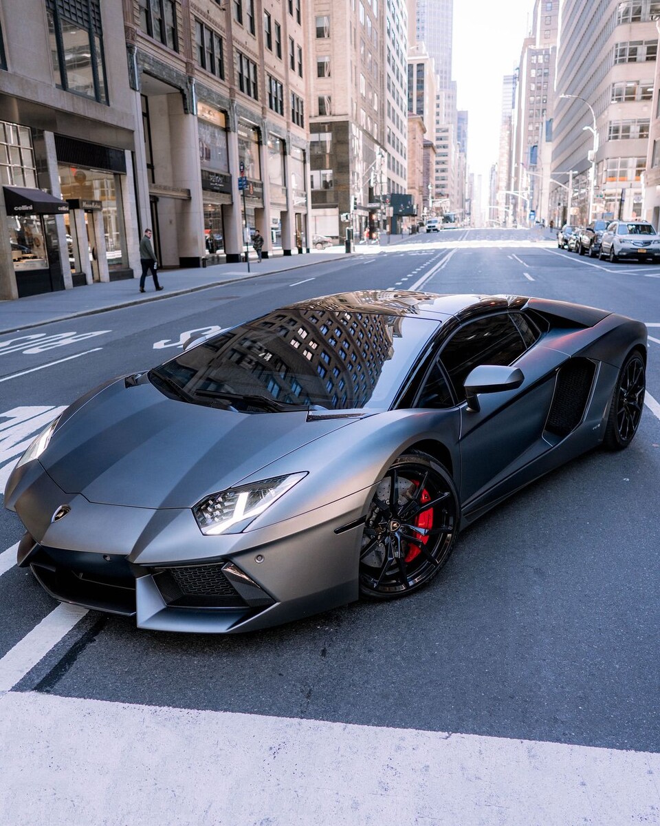 Lamborghini Aventador