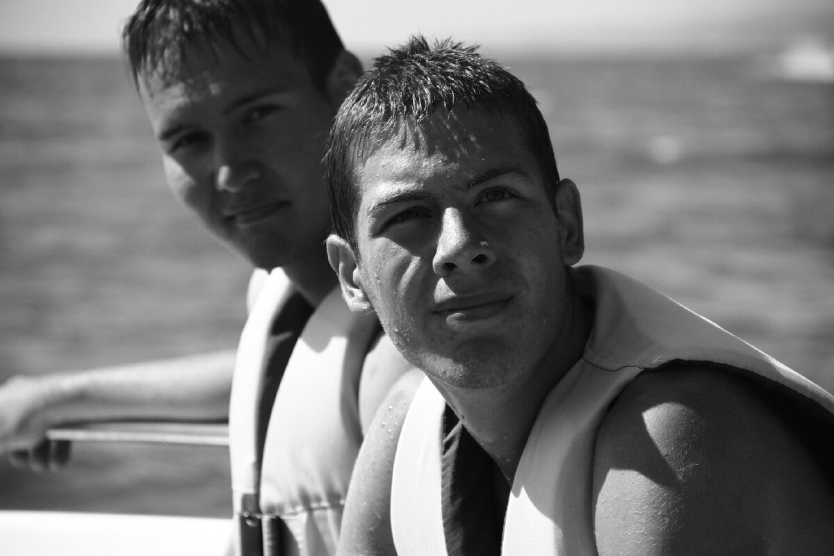 Наблюдали за людьми