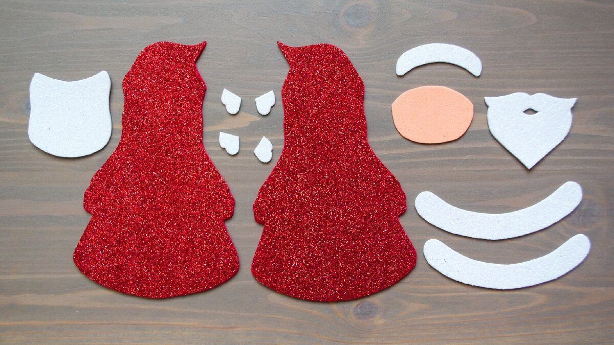 Фетровый дед мороз. Поделка дед мороз из фоамирана. Как сделать деда мороза из фоамирана. Дедтмороз из фоамирана. Поделка дед мороз из фоамирана.