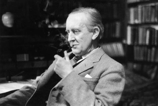 Джон Рональд Руэл Толкин (1892-1973).