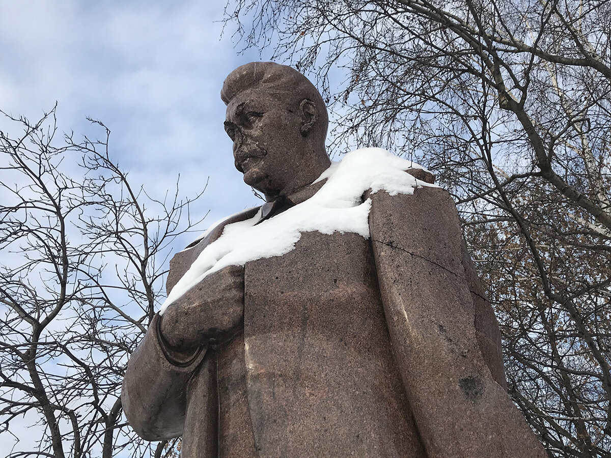 Наткнулся на памятник Сталину в центре Москвы. Рассказываю, почему у ...