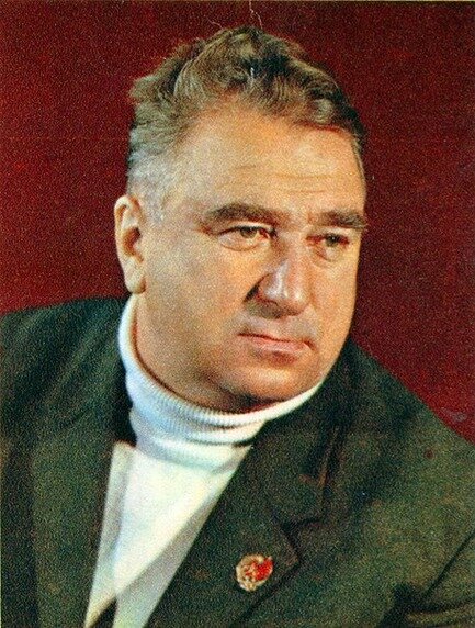 Анатолий Владимирович Тарасов