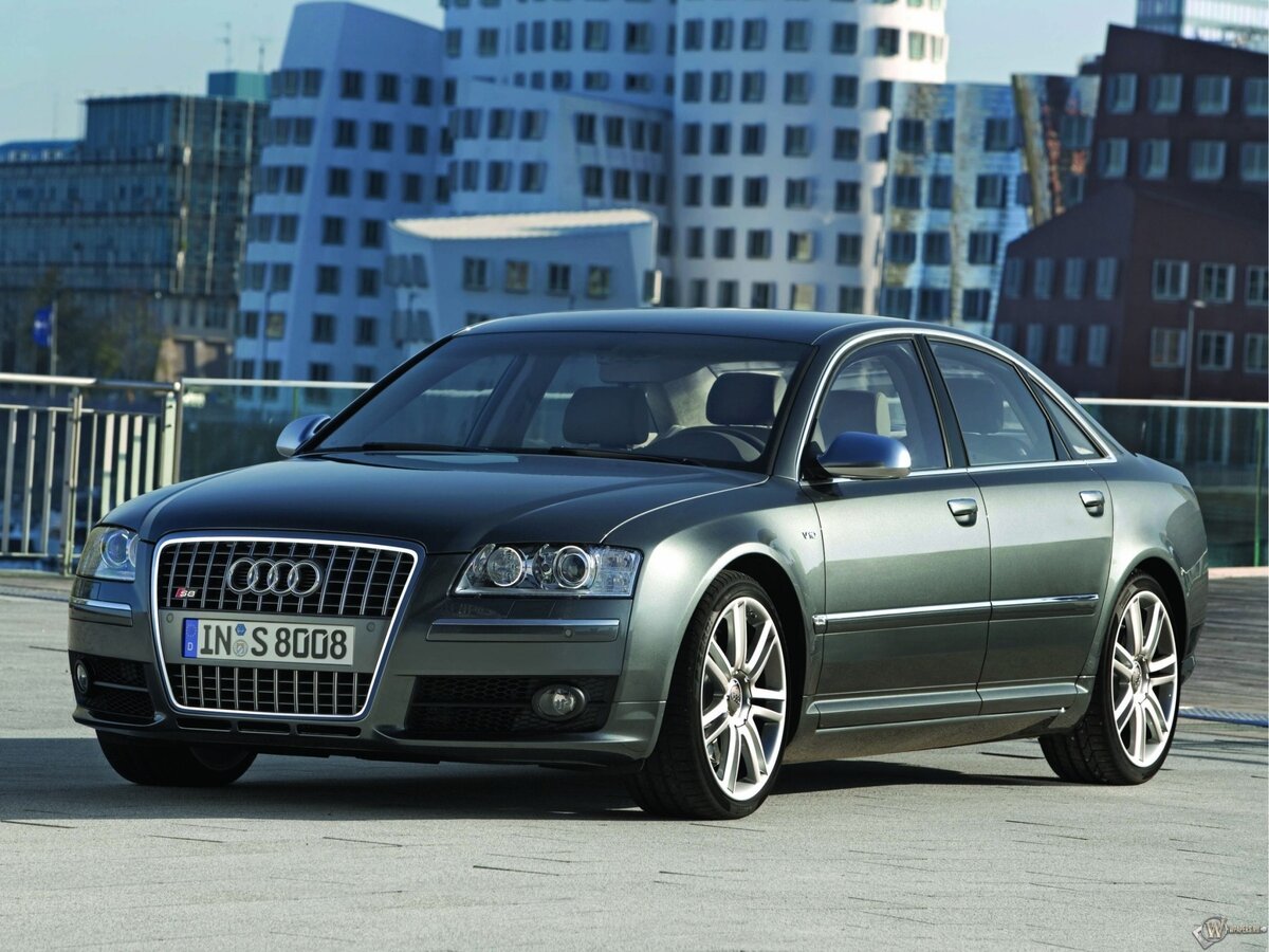 Audi S8 (D3)  (2006-2010)