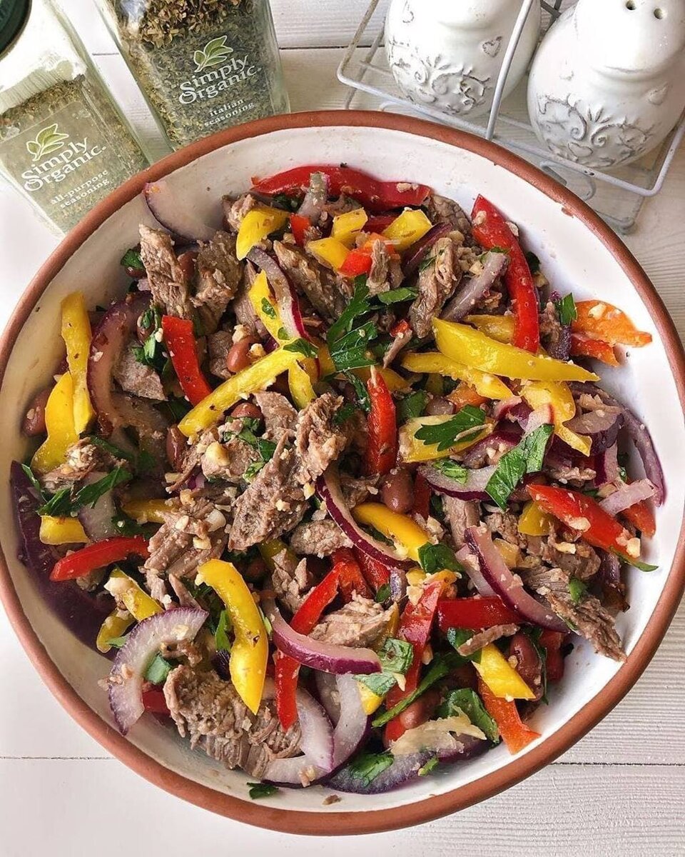 КБЖУ на 100 г: 138/8,9/7,4/9