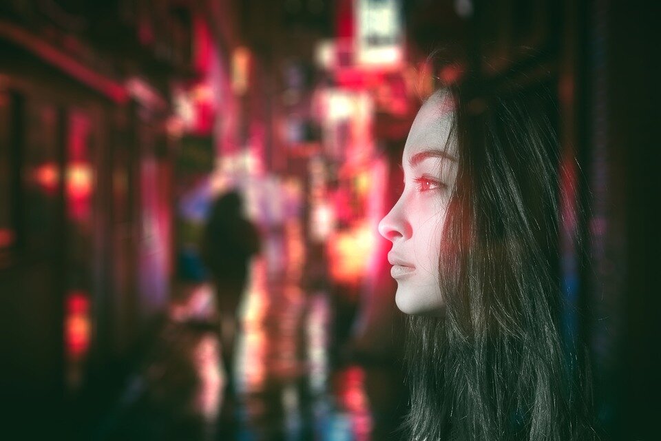 есть вещи, которые предупреждают девушку о предстоящих любовных событиях