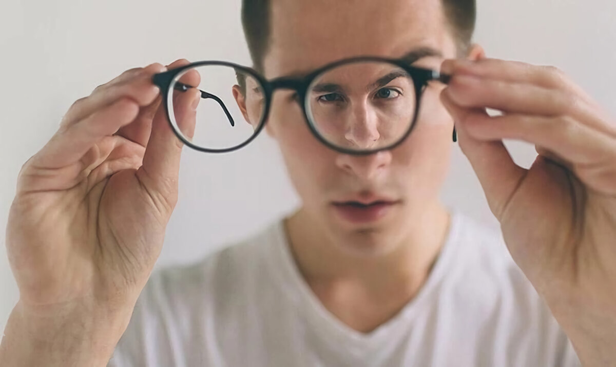 Ухудшение зрения. Почему от очков болят глаза. Ухудшение зрения. Ухудшение зрения. Утомление зрения.