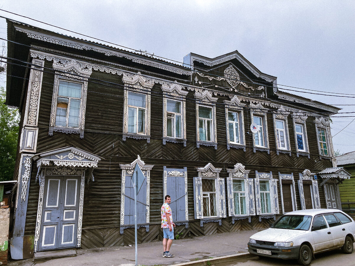 Деревянный дом на ул. Грязнова