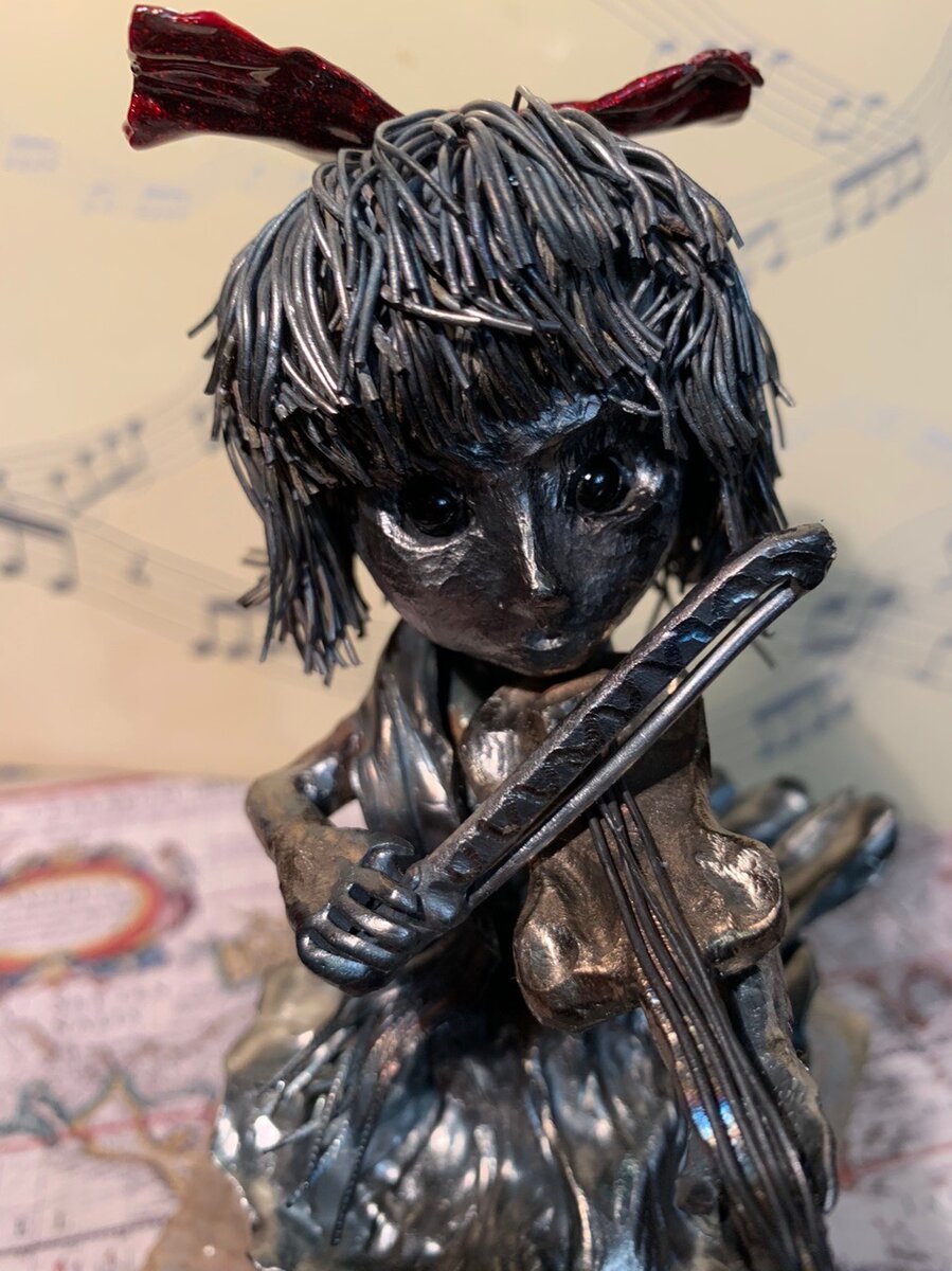 Гениальные работы мастера из металла. Олег Турковский https://www.instagram.com/oleg_turkovskiy/