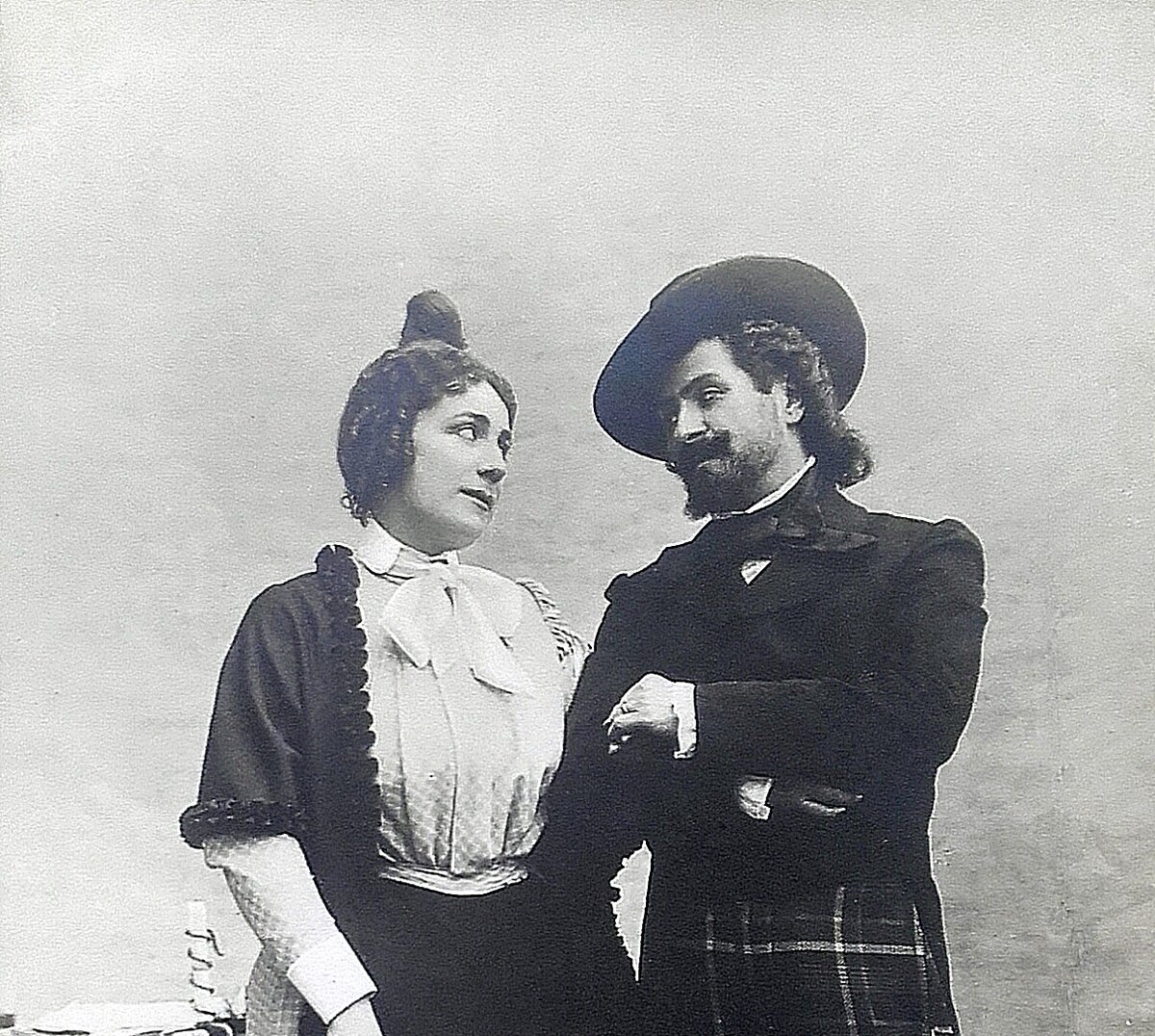 Медея - Мими, Николай Фигнер - Рудольф в опере дж. Пуччини "Богема".