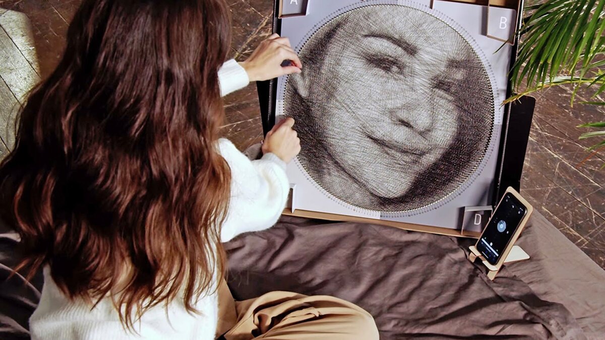 
Рисую. Или вышиваю. Хотя, впрочем, какая разница :)