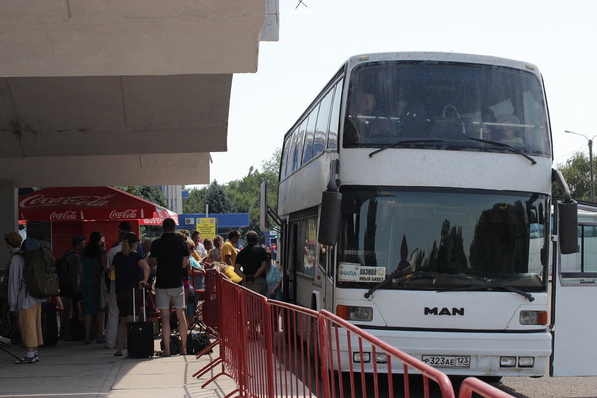  Автобус на станции // Фото: АНО «Единая транспортная дирекция»