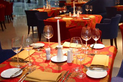 Столик в ресторане. Фото с сайта m.forbes.kz