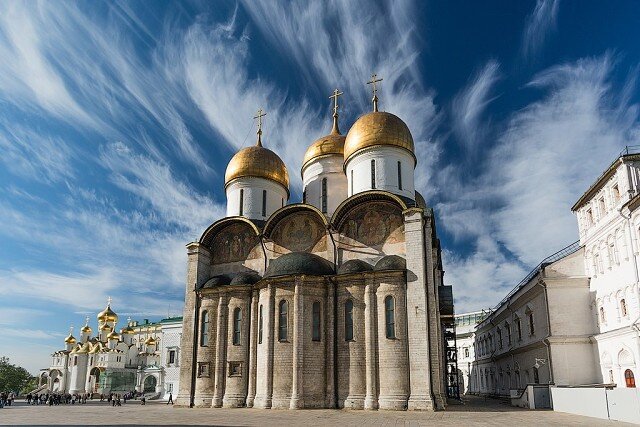 «Задавлены бывший под мостом рыбак и две бабы»