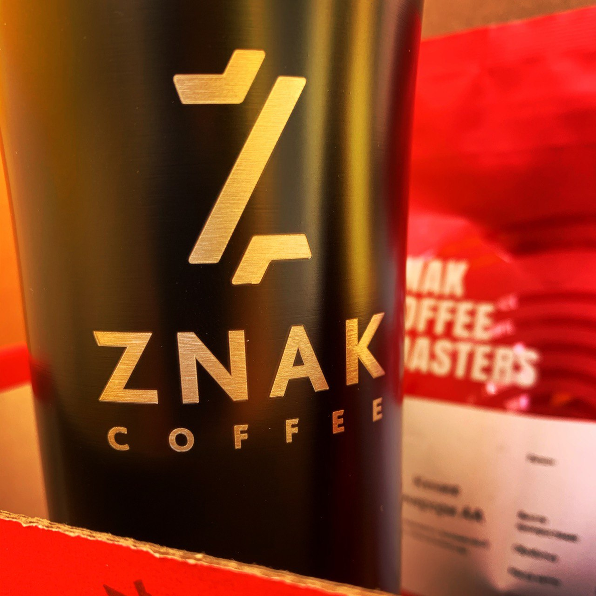 Фирменный знак компании.