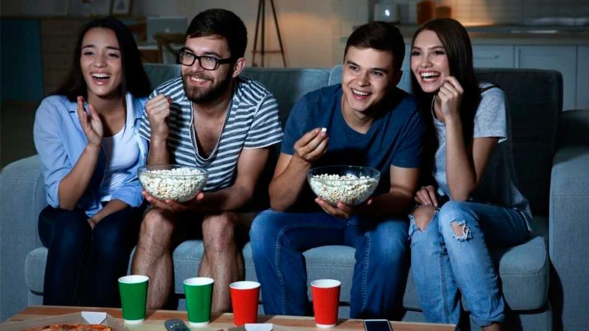 Просмотр фильмов – это возможность провести время с близкими людьми