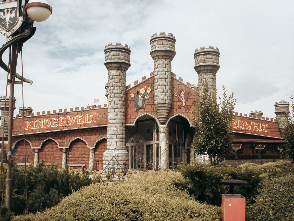 Магазин на трассе Прага - Вена