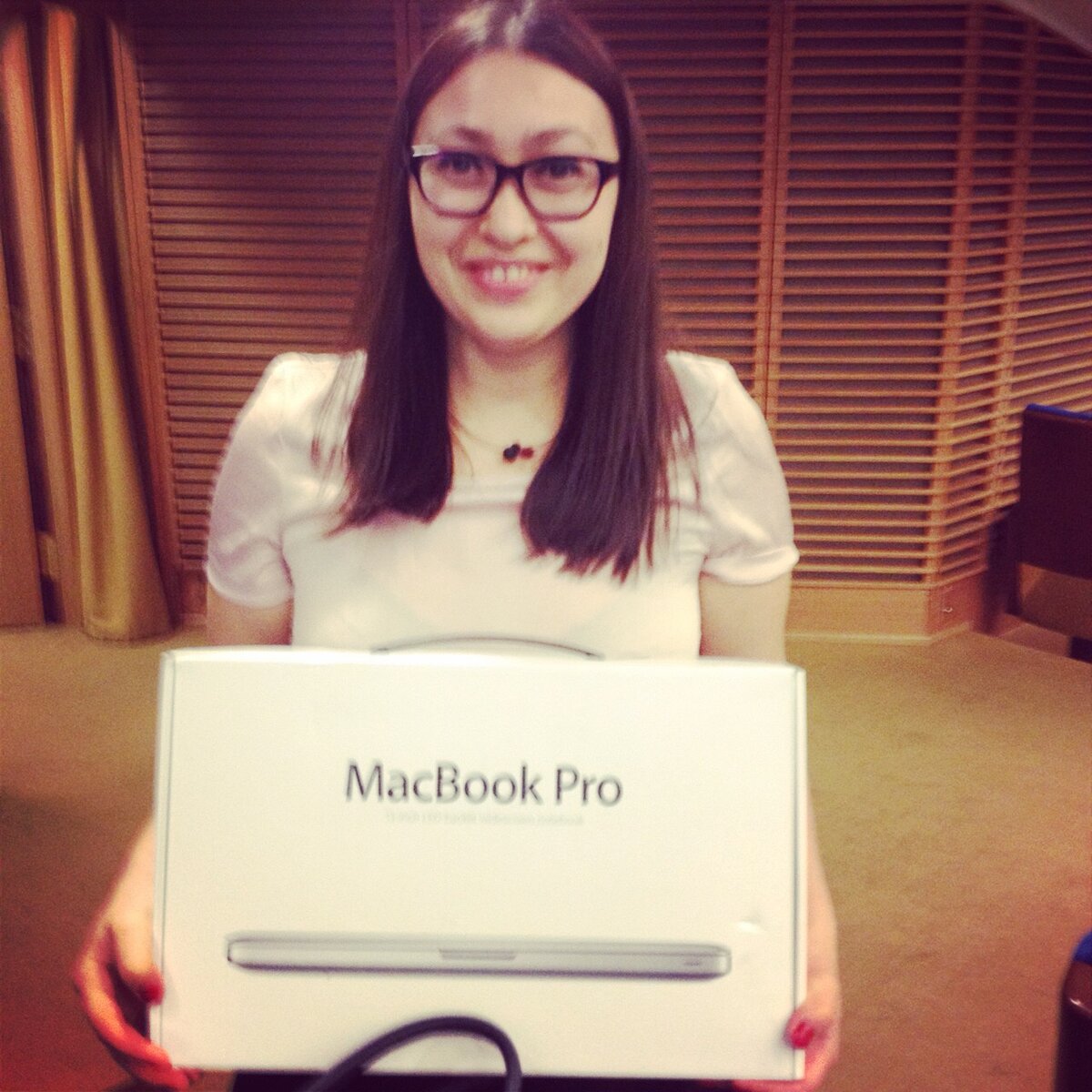 2014 год. Фото не очень хорошего качества, но все же эмоции и тот самый макбук разглядеть можно / из личного архива