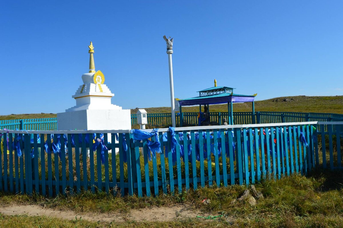 Степной забайкальский край. Агинский район озеро Ножий. Оз Ножий Забайкальский край. Агинская степь Забайкальский край озеро Ножий.