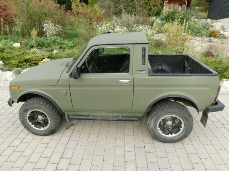 Вид сбоку НИВЫ Пикап спец серии 