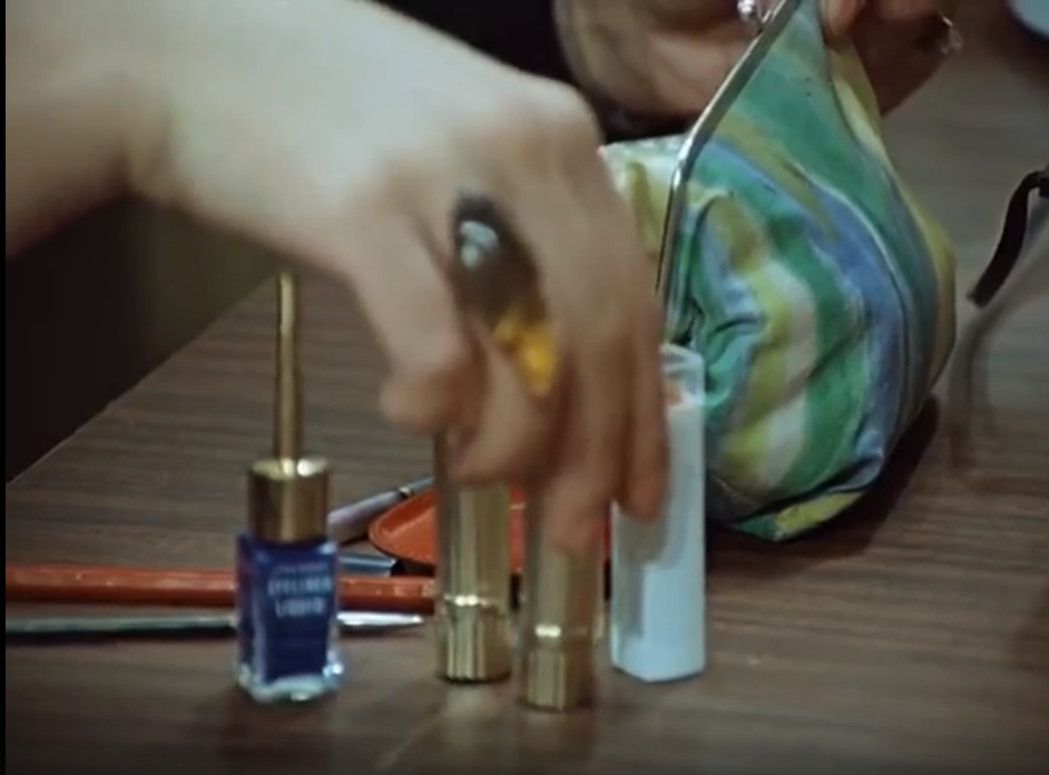 кадр из фильма «Служебный роман» (реж. Эльдар Рязанов, 1977)