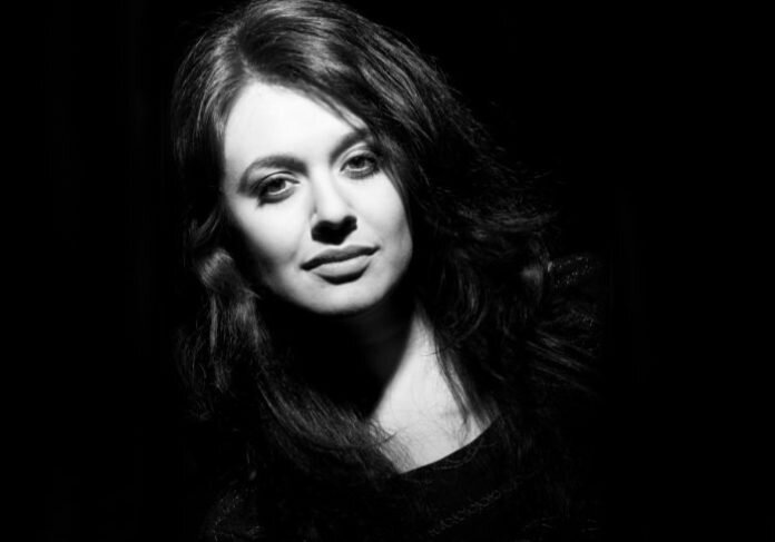 Олеся Ялунина