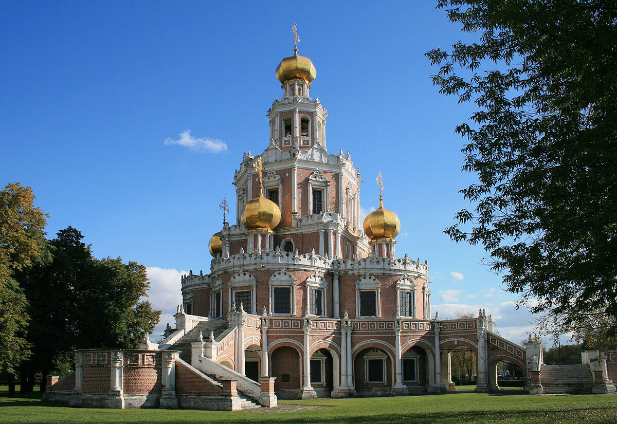 Русское барокко xvii в. Храм Покрова Пресвятой Богородицы в Филях. Храм Покрова в Филях, нарышкинское Барокко. Храм Воскресения Христова в Филях. Нарышкинский стиль Московское Барокко.