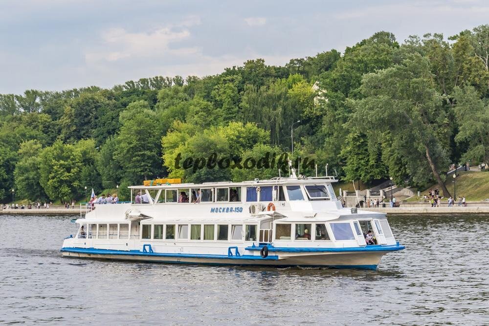 Теплоход "Радость" (Москва 150)