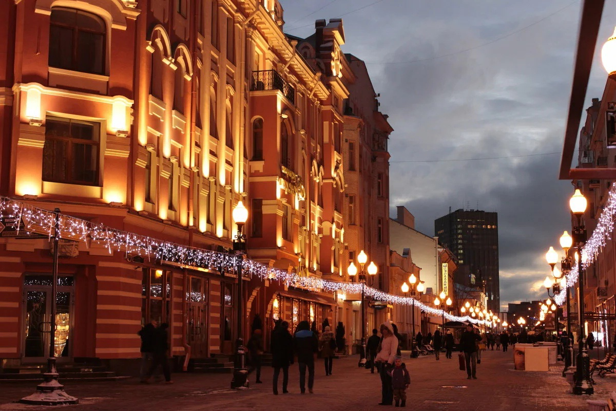 Самая красивая улица. Улица Арбат в Москве. Московский старый Арбат. Улочки старый Арбат. Малый Арбат Москва.