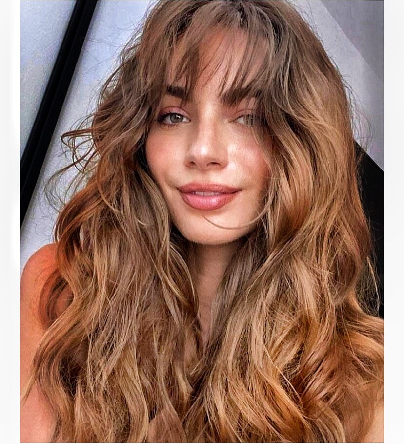 Наполненные, красивые волосы