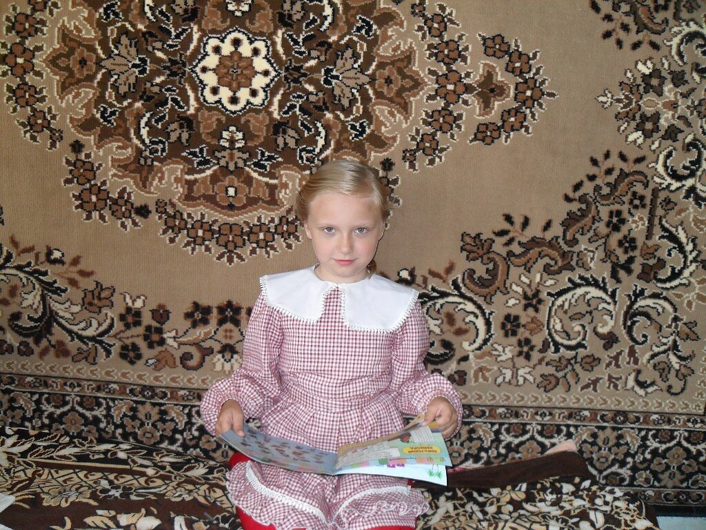 Фото из личного архива Когда Света ходила в садик я сшила ей несколько платьев