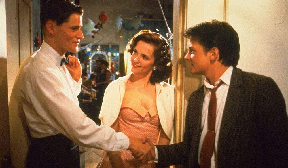 кадр из фильма "Назад в будущее"