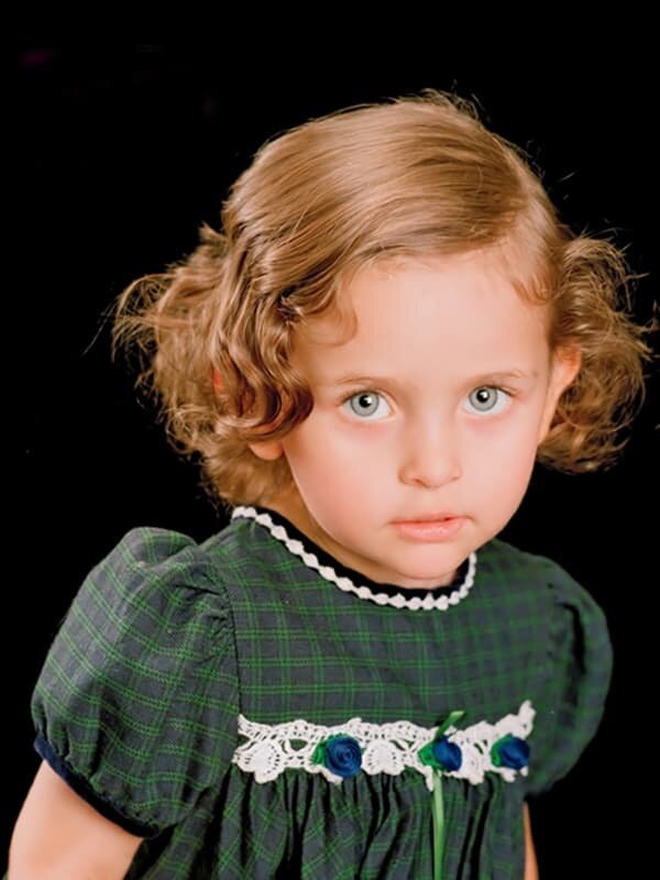 В детстве. Фото из свободного доступа.