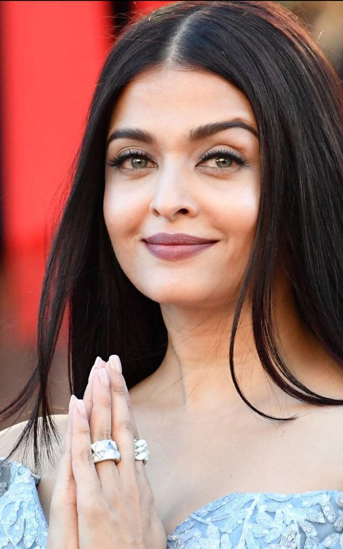 Айшвария Рай  Баччан является одной из самых узнаваемых индийских актрис по всему миру (Картинка с просторов Интернета)