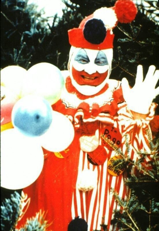 Джон Гейси в образе клоуна Пого на благотворительном мероприятии