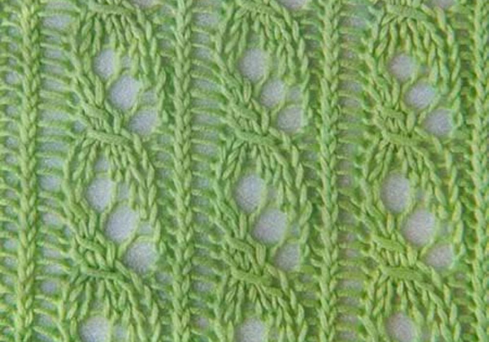 вязание спицами ажурные узоры. горизонтальные ажурные дорожки. вертикальные ажурные полосы. ажурные полоски. дорожки спицами.