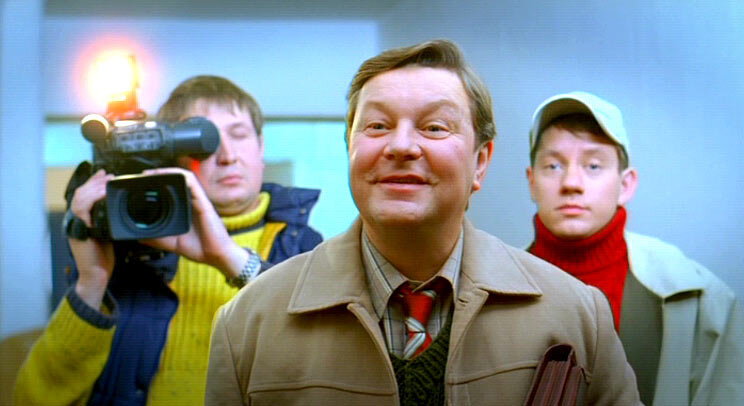 Фрагмент из фильма "Мама не горюй 2" 2005г.